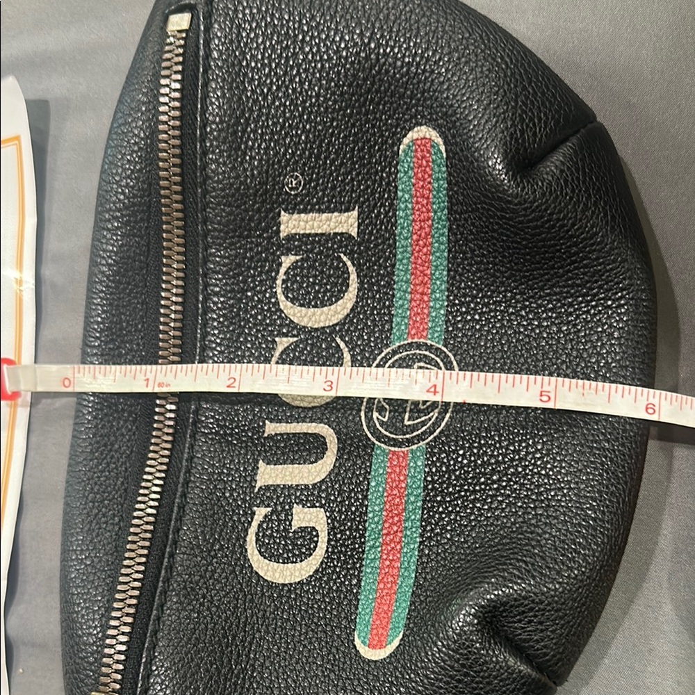 Gucci Black Leather Bum Belt Bag with Red and Green Stripes. Authentic. - Picture 10 of 10